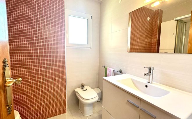 Herverkoop - Appartement -
Orihuela Costa - Campoamor