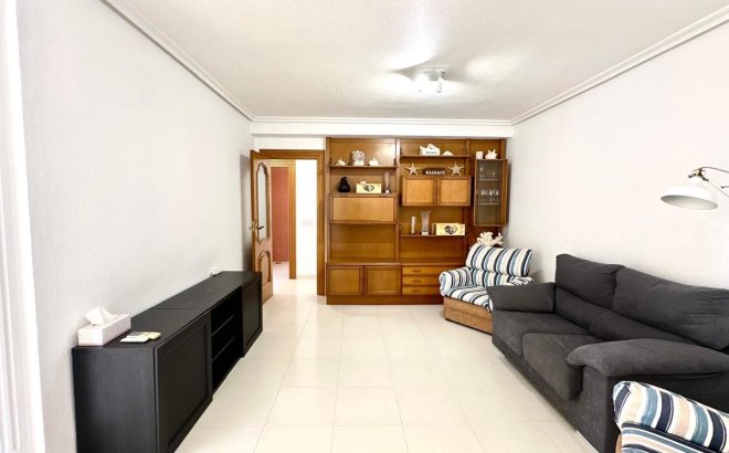 Herverkoop - Appartement -
Orihuela Costa - Campoamor