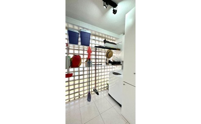 Herverkoop - Appartement -
Orihuela Costa - Campoamor