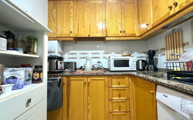 Resale - Apartment -
Torrevieja - Centro