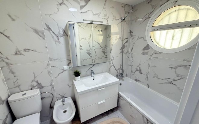 Revente - Semi Detached -
Torrevieja - Cabo Cervera