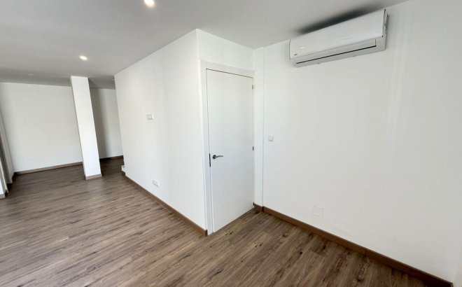 Revente - Semi Detached -
Torrevieja - Cabo Cervera