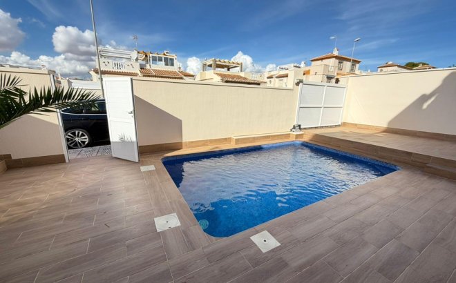 Revente - Semi Detached -
Torrevieja - Cabo Cervera
