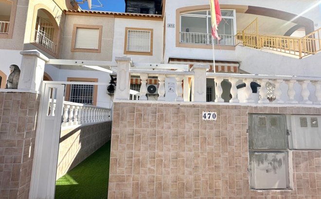 Resale - Bungalow -
Torrevieja - Torretas
