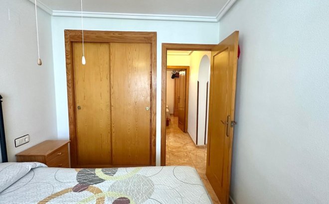 Resale - Bungalow -
Torrevieja - Torretas