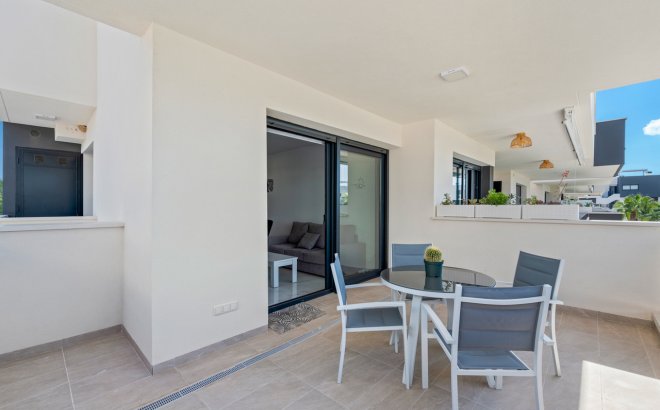 Herverkoop - Appartement -
Villamartin - Costa Blanca