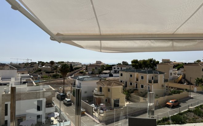 Resale - Penthouse -
Villamartin - Costa Blanca