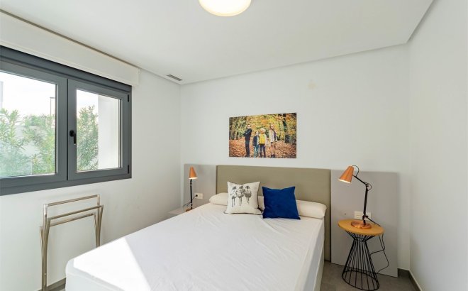 Resale - Villa -
Benijofar - Costa Blanca