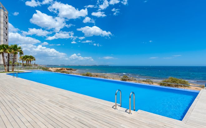 Resale - Apartment -
Punta Prima - Costa Blanca