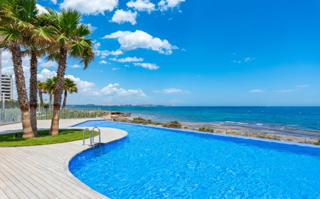 Resale - Apartment -
Punta Prima - Costa Blanca