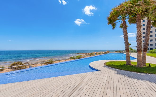 Resale - Apartment -
Punta Prima - Costa Blanca