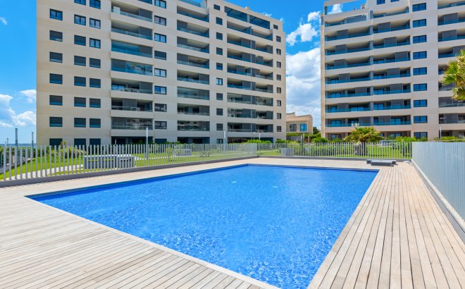 Resale - Apartment -
Punta Prima - Costa Blanca