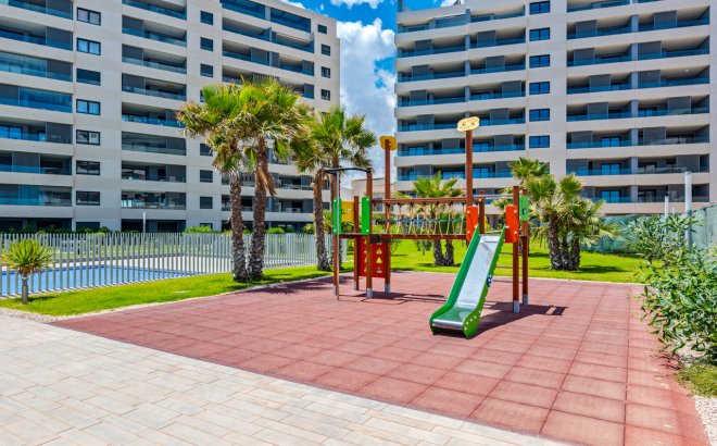 Resale - Apartment -
Punta Prima - Costa Blanca