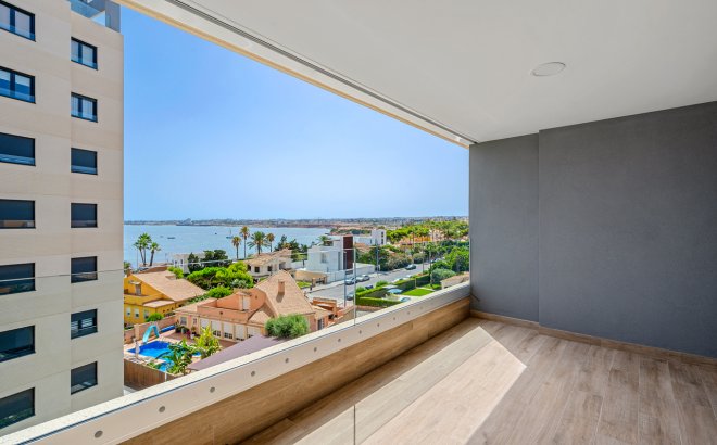 Resale - Apartment -
Punta Prima - Costa Blanca