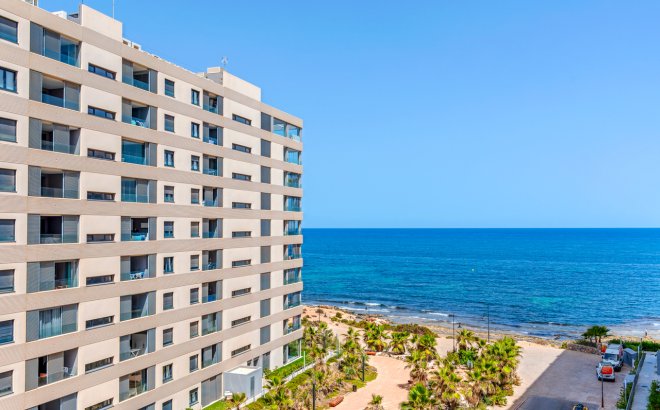 Resale - Apartment -
Punta Prima - Costa Blanca