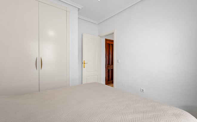 Resale - Apartment -
Playa Flamenca - Costa Blanca