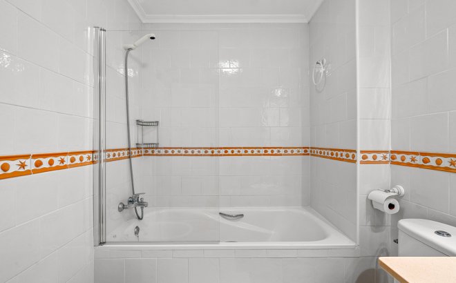 Resale - Apartment -
Playa Flamenca - Costa Blanca