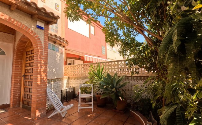 Revente - Town House -
Torrevieja - El Acequión - Los Náufragos