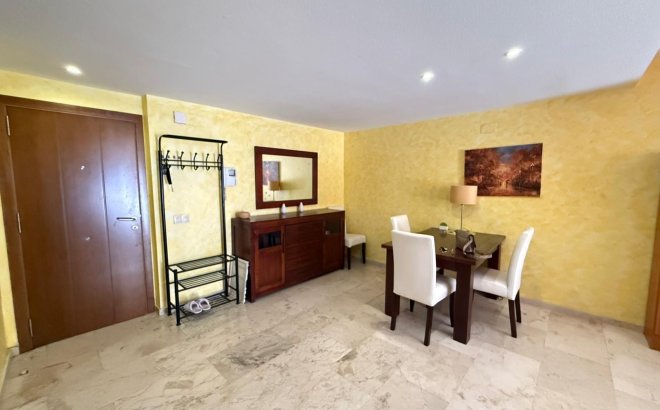 Resale - Apartment -
Torrevieja - Punta Prima