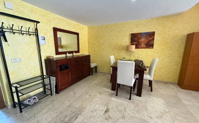 Resale - Apartment -
Torrevieja - Punta Prima