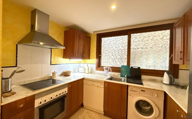 Resale - Apartment -
Torrevieja - Punta Prima