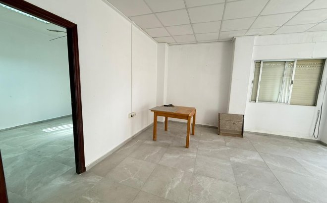 Resale - Apartment -
Torrevieja - Playa de los Locos