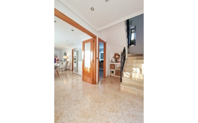 Resale - Dúplex -
Playa Flamenca - Costa Blanca