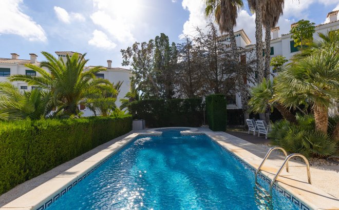 Resale - Villa -
Orihuela Costa - Costa Blanca