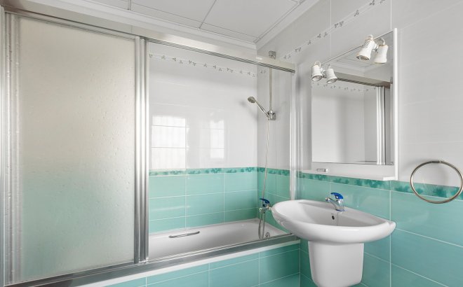 Resale - Villa -
Orihuela Costa - Costa Blanca