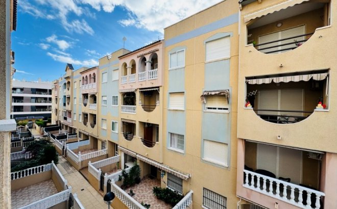 Revente - Appartement -
La Mata - Costa Blanca