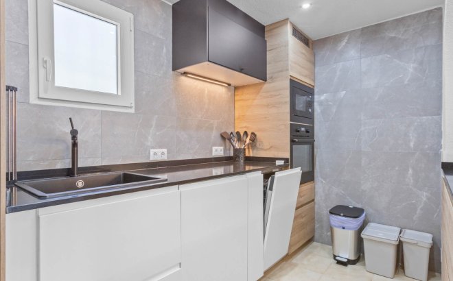 Herverkoop - Bungalow -
Torrevieja - Costa Blanca