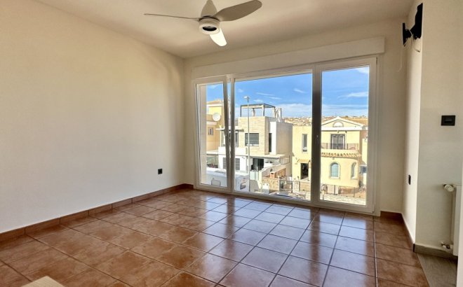 Resale - Villa -
Orihuela Costa - Costa Blanca