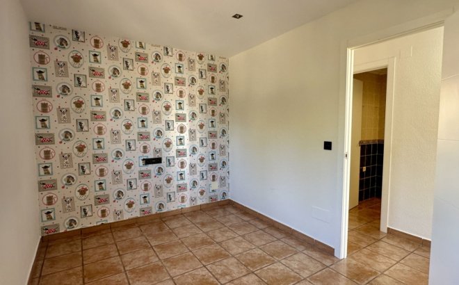 Resale - Villa -
Orihuela Costa - Costa Blanca