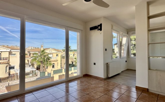 Resale - Villa -
Orihuela Costa - Costa Blanca