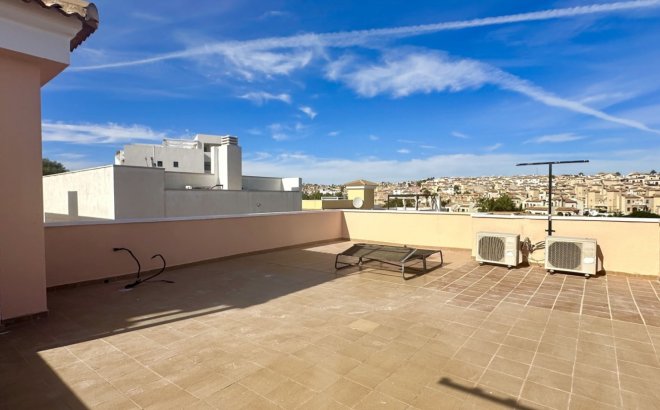 Resale - Villa -
Orihuela Costa - Costa Blanca