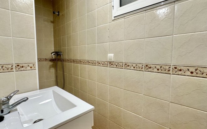 Resale - Villa -
Orihuela Costa - Costa Blanca