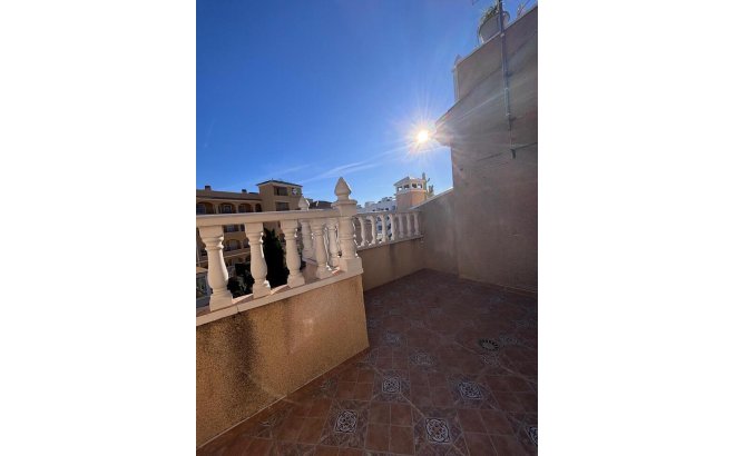 Resale - Town House -
Villamartin - Costa Blanca