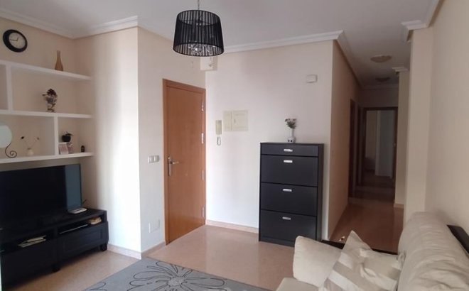 Resale - Apartment -
Torrevieja - CENTRO CASCO URBANO