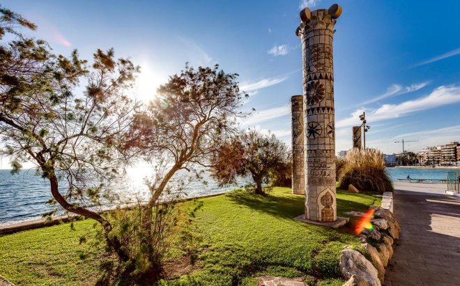 Resale - Apartment -
Torrevieja - CENTRO CASCO URBANO