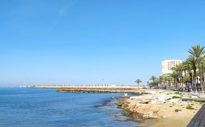 Resale - Apartment -
Torrevieja - CENTRO CASCO URBANO