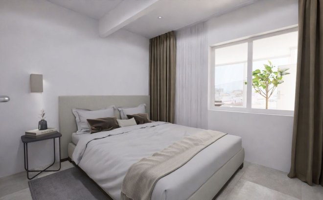 Resale - Apartment Penthouse -
Torrevieja - Playa del Cura