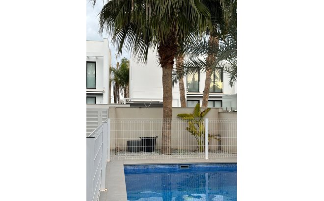 Resale - Villa -
Ciudad Quesada - Costa Blanca Sur