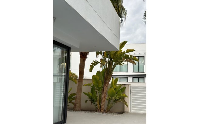 Resale - Villa -
Ciudad Quesada - Costa Blanca Sur