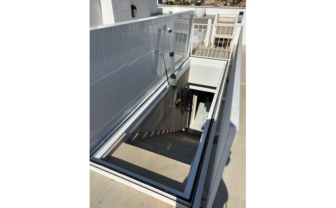 Resale - Penthouse -
Orihuela Costa - Playa Flamenca