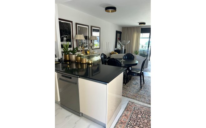 Resale - Penthouse -
Orihuela Costa - Playa Flamenca