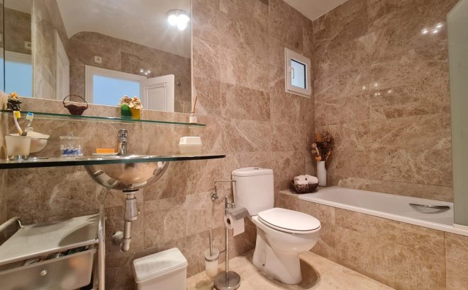 Herverkoop - Villa -
Orihuela Costa - Lomas De Campoamor-las Ramblas