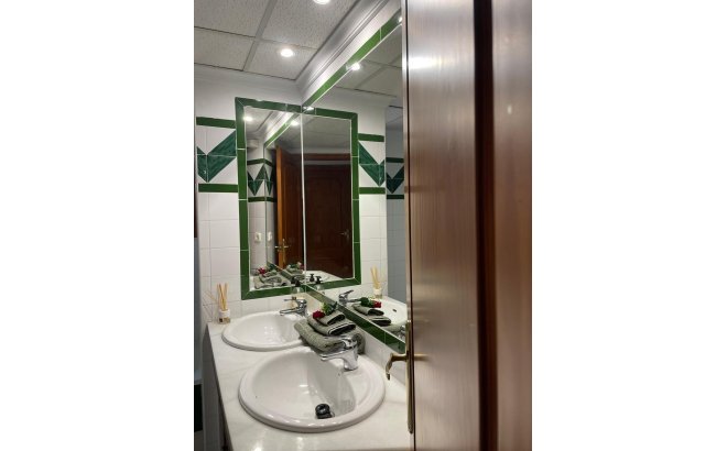 Revente - Penthouse -
Torrevieja - Los Frutales