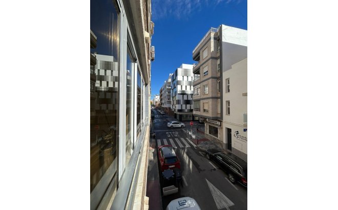 Herverkoop - Appartement -
Torrevieja