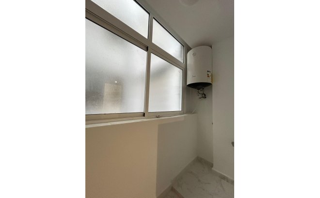 Herverkoop - Appartement -
Torrevieja