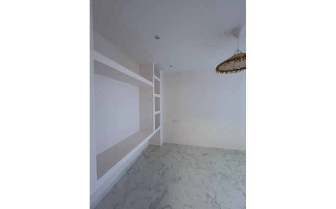 Herverkoop - Appartement -
Torrevieja